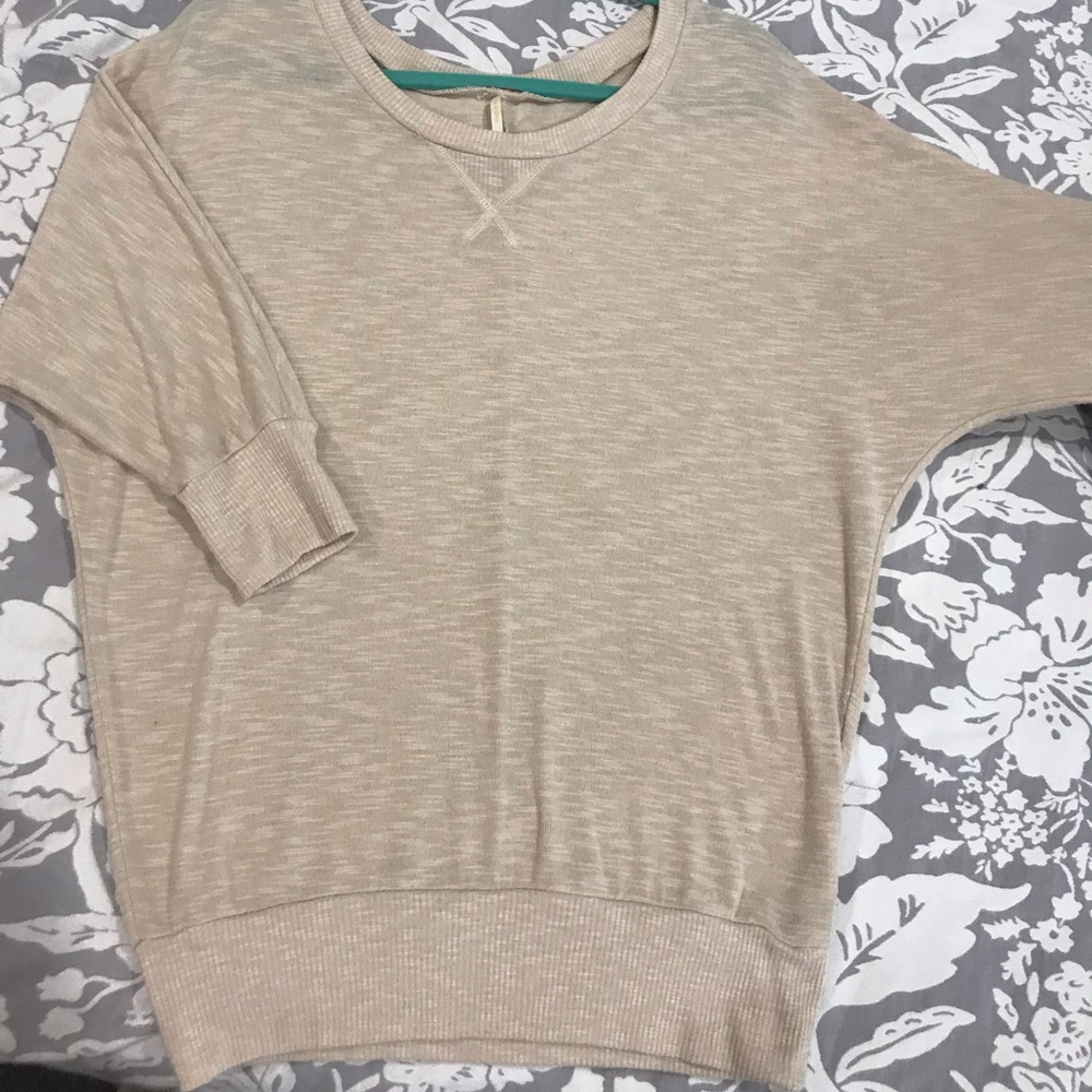 Tan dolman sleeved cardigan